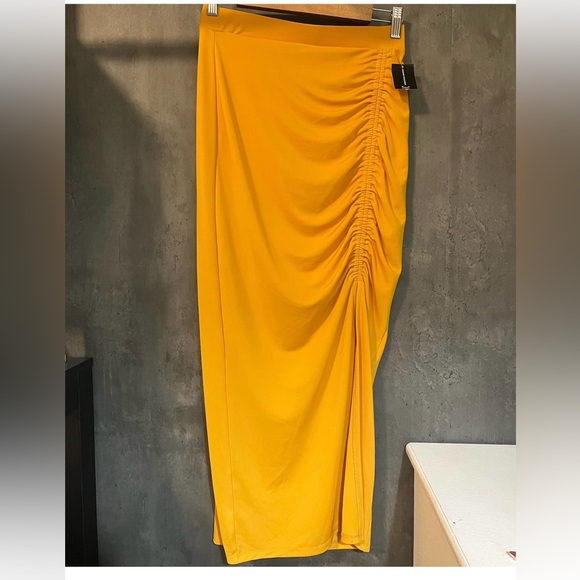 INC International Concepts pencil Skirt - Picture 1 of 1